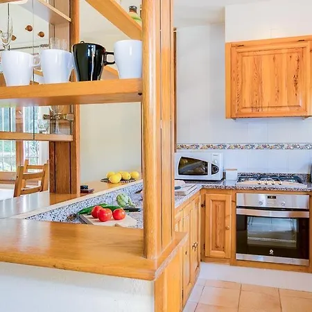Sleeps 6 Pool Wifi * Begur