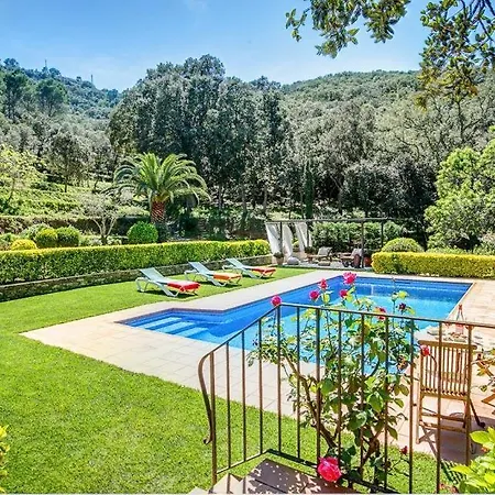 Sleeps 6 Pool Wifi