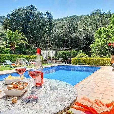 Sleeps 6 Pool Wifi Begur